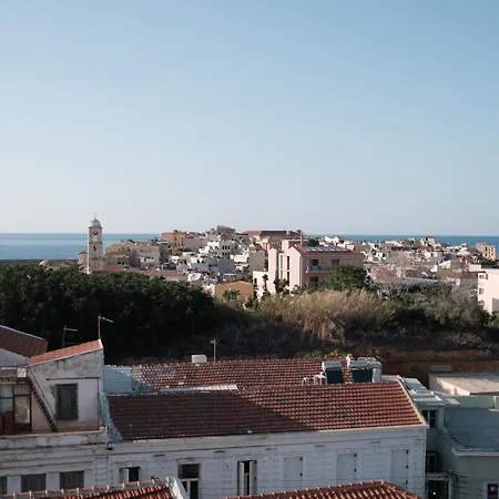 Sky-high 70sqm Penthouse W. Stunning Views - 05 *