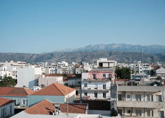 Sky-high 70sqm Penthouse W. Stunning Views - 05 *