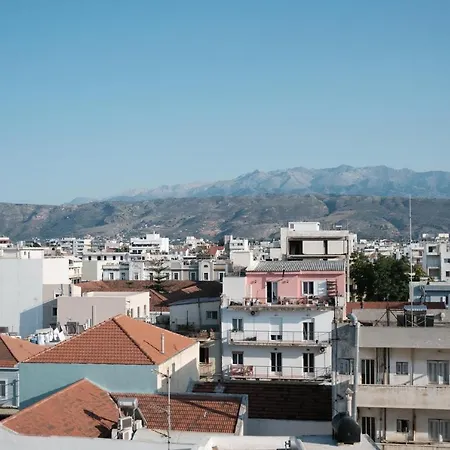 Sky-high 70sqm Penthouse W. Stunning Views - 05 *