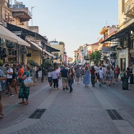 Apartamento Sky-high 70sqm Penthouse W. Stunning Views - 05 *